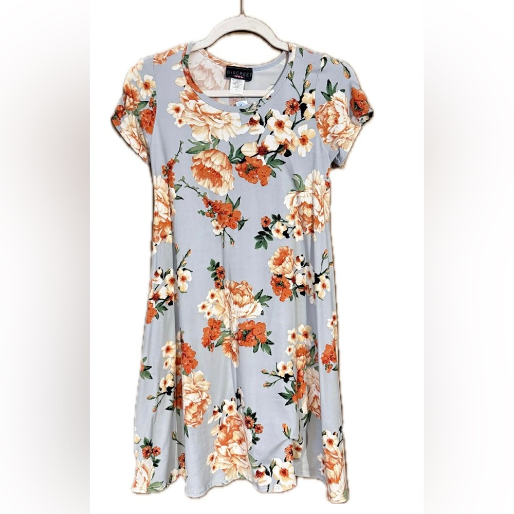 Discreet Floral Short Sleeve Top - Orange and Cream